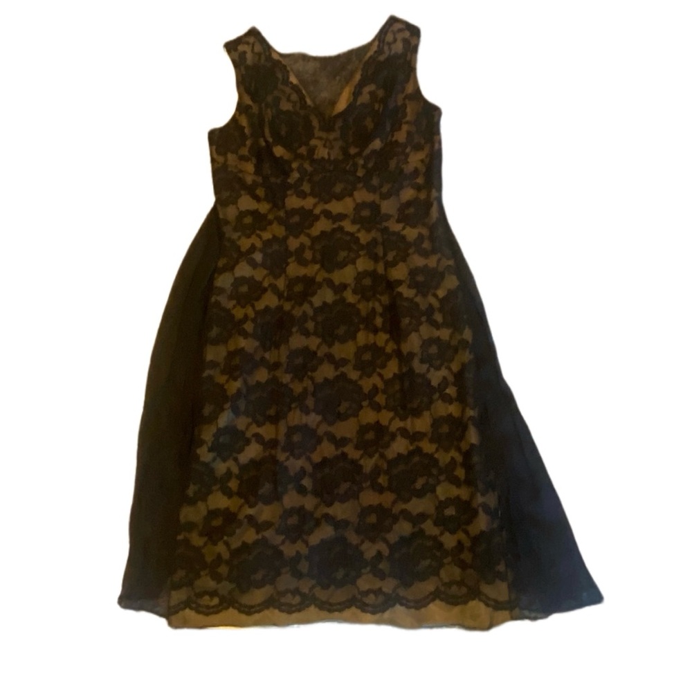 1960s Vintage Sue Gail Black Lace Sheath Dress